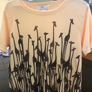 Giraffe Tee by Lisa International SZ M like NEW